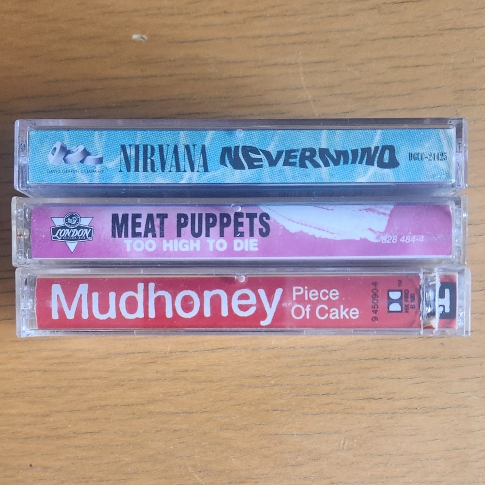 Nirvana, Meat Puppets, Mudhoney - 1990s Cassette Tapes (Lot of 3) - Picture 1 of 8